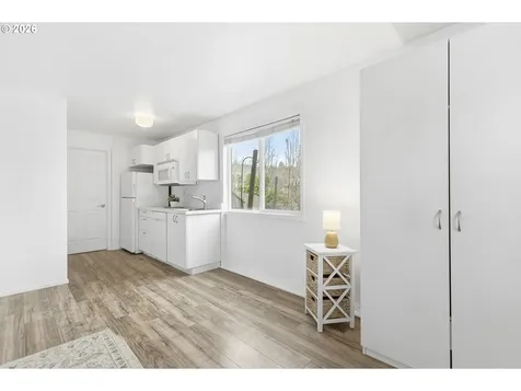 2160 SW 26th Street Gresham OR 97080