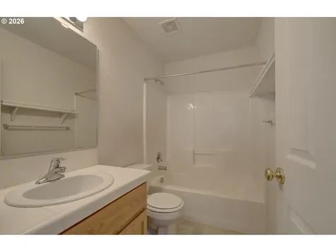 2004 NW 12th Street Battle Ground WA 98604