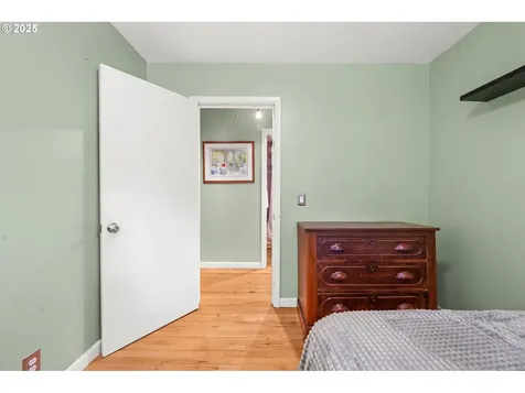 92757 Claremont Road Astoria OR 97103
