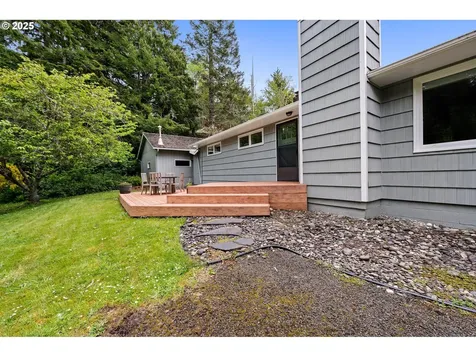 92757 Claremont Road Astoria OR 97103