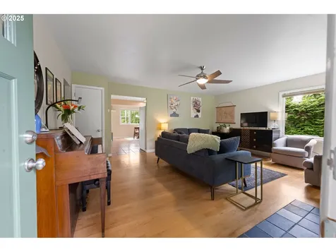 92757 Claremont Road Astoria OR 97103