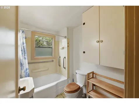 116 Fink Street Coos Bay OR 97420