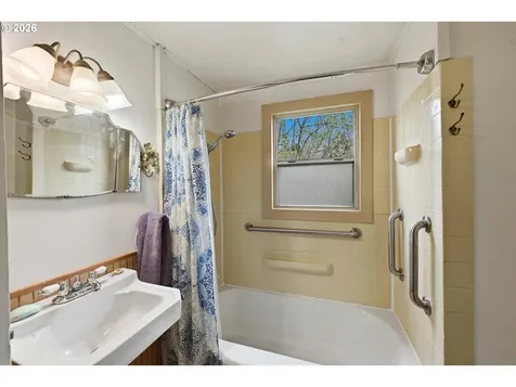 116 Fink Street Coos Bay OR 97420