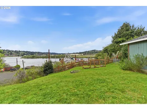 116 Fink Street Coos Bay OR 97420