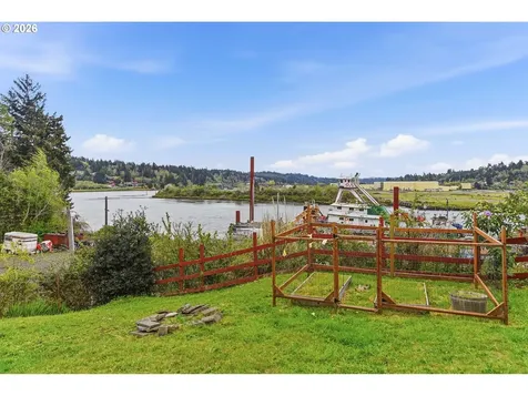 116 Fink Street Coos Bay OR 97420