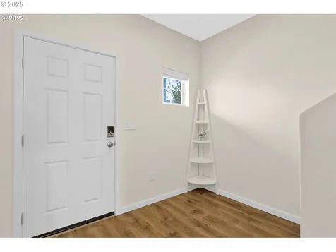 1990 NW 21st Street Mcminnville OR 97128