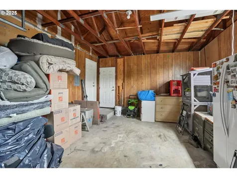 7816 SE 103rd Avenue Portland OR 97266