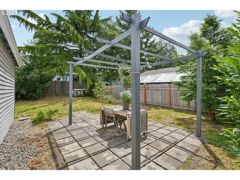 7816 SE 103rd Avenue Portland OR 97266