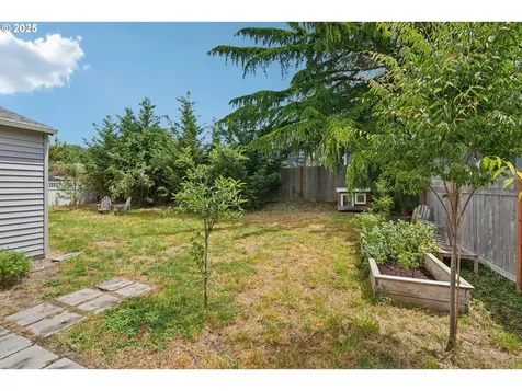7816 SE 103rd Avenue Portland OR 97266