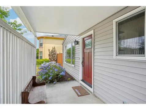 7816 SE 103rd Avenue Portland OR 97266