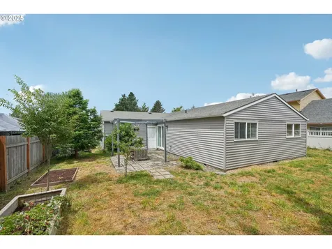 7816 SE 103rd Avenue Portland OR 97266