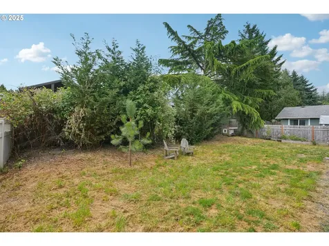 7816 SE 103rd Avenue Portland OR 97266