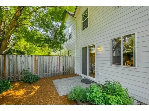 18653 SW Cascade Drive Beaverton OR 97003
