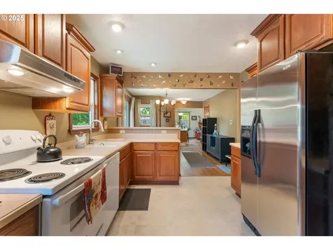 3606 SE Johnson Creek Boulevard Portland OR 97222