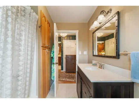 3606 SE Johnson Creek Boulevard Portland OR 97222