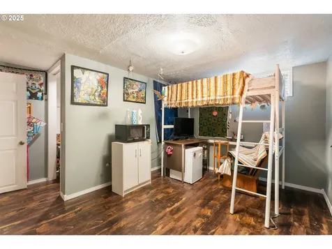 3606 SE Johnson Creek Boulevard Portland OR 97222