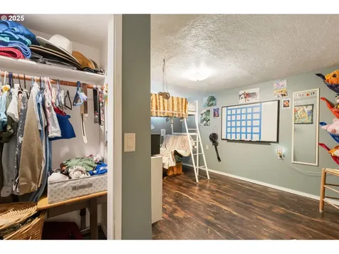 3606 SE Johnson Creek Boulevard Portland OR 97222
