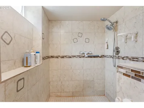 3606 SE Johnson Creek Boulevard Portland OR 97222