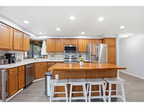 7619 NE 148th Avenue NE Vancouver WA 98682