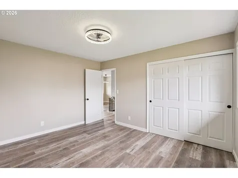 18021 SE Mill Court Portland OR 97233