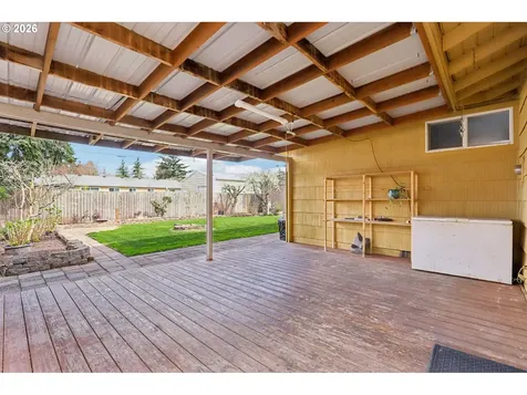 18021 SE Mill Court Portland OR 97233