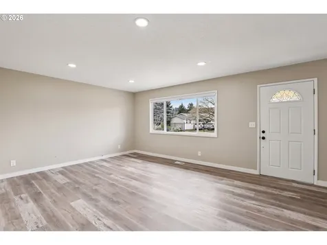 18021 SE Mill Court Portland OR 97233