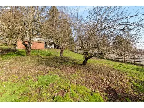2738 SW Moss Street Portland OR 97219