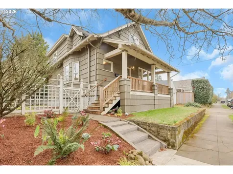 2624 NE Sumner Street Portland OR 97211