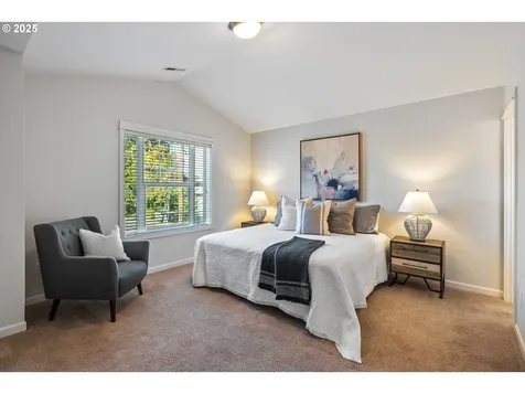 4646 N Commercial Avenue Portland OR 97217