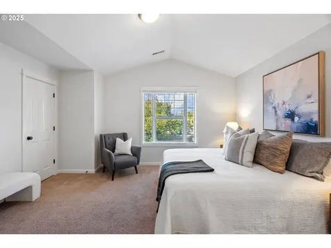 4646 N Commercial Avenue Portland OR 97217