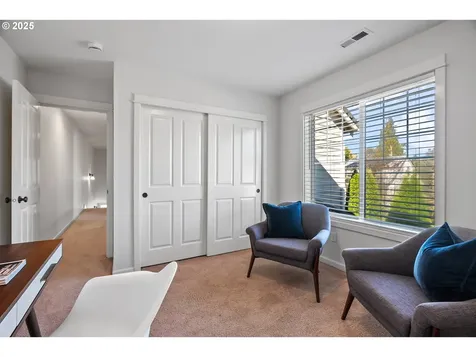 4646 N Commercial Avenue Portland OR 97217