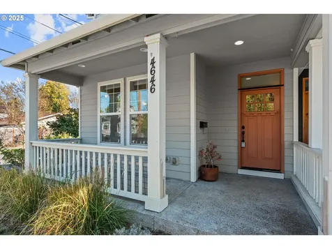 4646 N Commercial Avenue Portland OR 97217