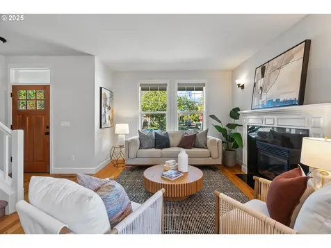 4646 N Commercial Avenue Portland OR 97217