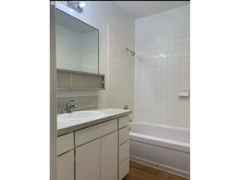 8451 SE Foster Road Portland OR 97266