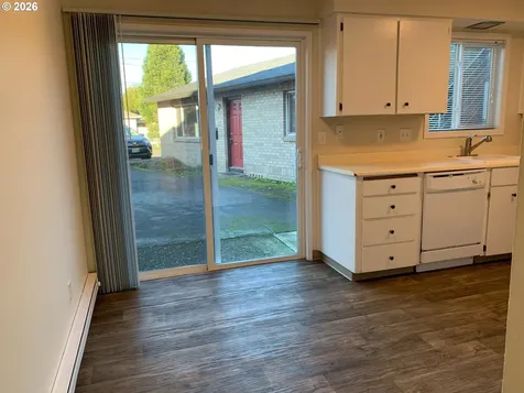 8451 SE Foster Road Portland OR 97266
