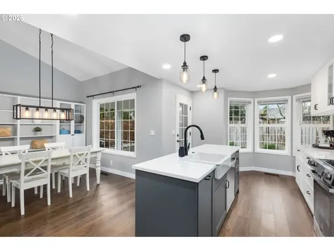 17089 SW Lynnly Way Sherwood OR 97140