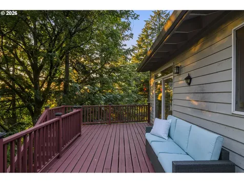 2460 Tipperary Court West Linn OR 97068