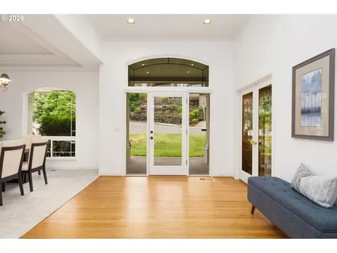 2460 Tipperary Court West Linn OR 97068