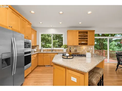 2460 Tipperary Court West Linn OR 97068