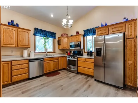 91793 Horse Creek Road Mckenzie Bridge OR 97413