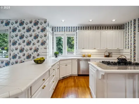13558 NW Countryview Way Portland OR 97229