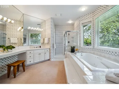 13558 NW Countryview Way Portland OR 97229