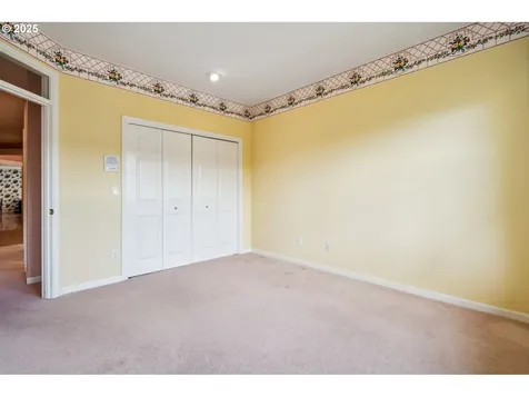 13558 NW Countryview Way Portland OR 97229
