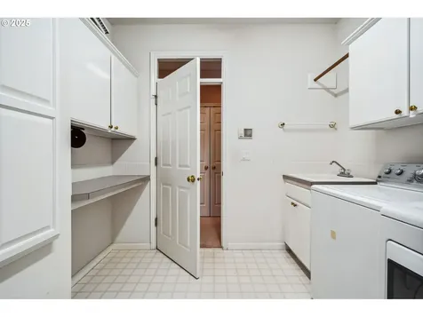 13558 NW Countryview Way Portland OR 97229