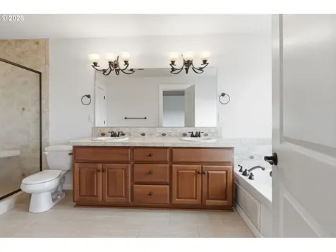 4672 Z Street Washougal WA 98671