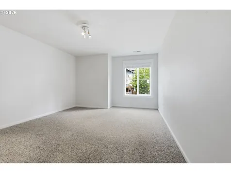 4672 Z Street Washougal WA 98671