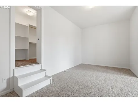 4672 Z Street Washougal WA 98671