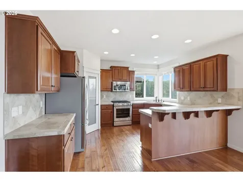 4672 Z Street Washougal WA 98671