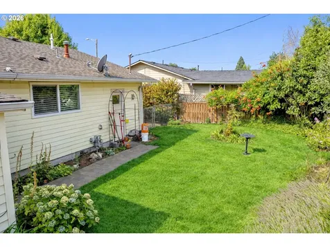 1315 Rainier Road Woodburn OR 97071