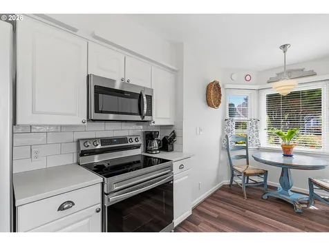 1831 NE 61st Avenue Portland OR 97213